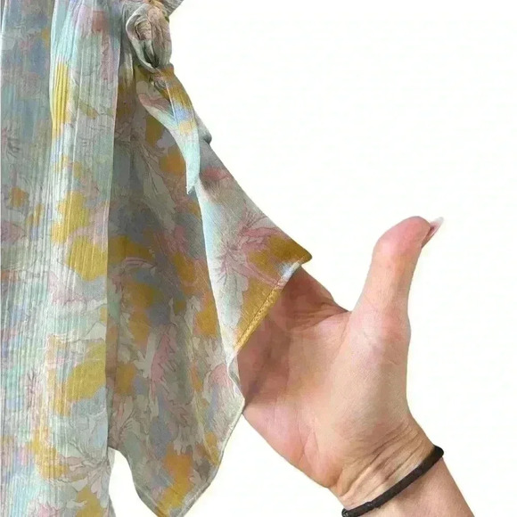 Vince Blouse Lotus Ruched Silk Top Floral Print Aqua Pink Yellow Size XS/S - Picture 7 of 10